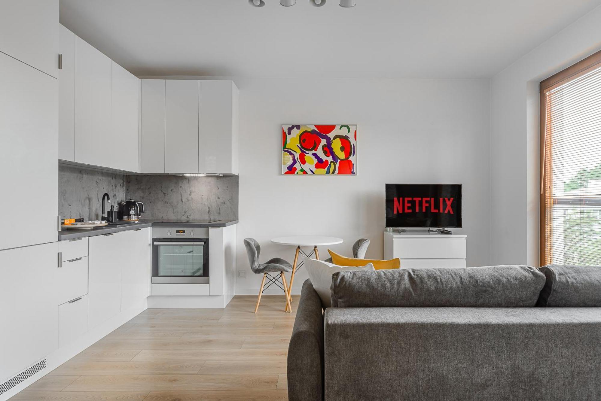 Cozy Family Apartments With Balcony Near Zlote Tarasy Warsawa Bagian luar foto