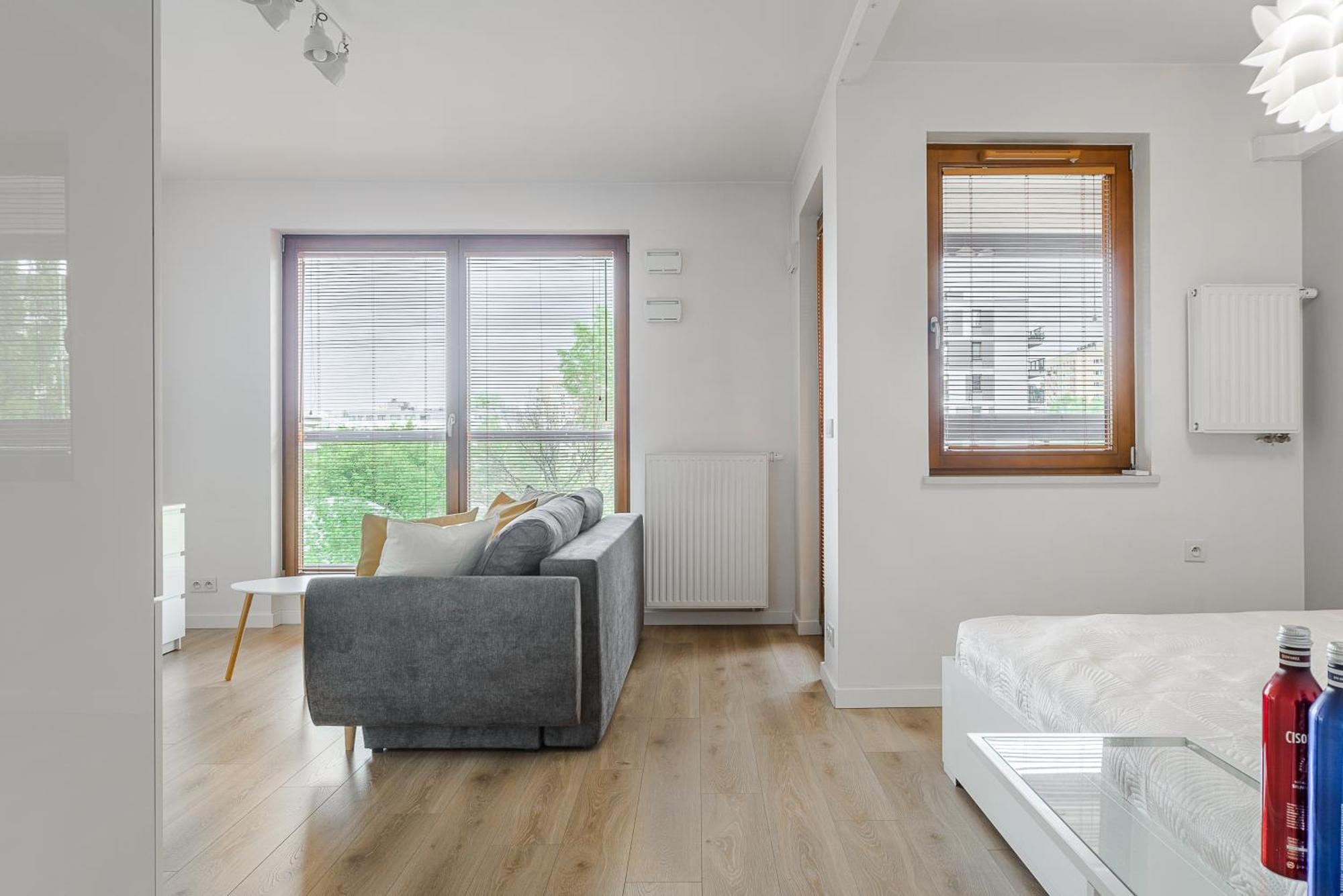 Cozy Family Apartments With Balcony Near Zlote Tarasy Warsawa Bagian luar foto