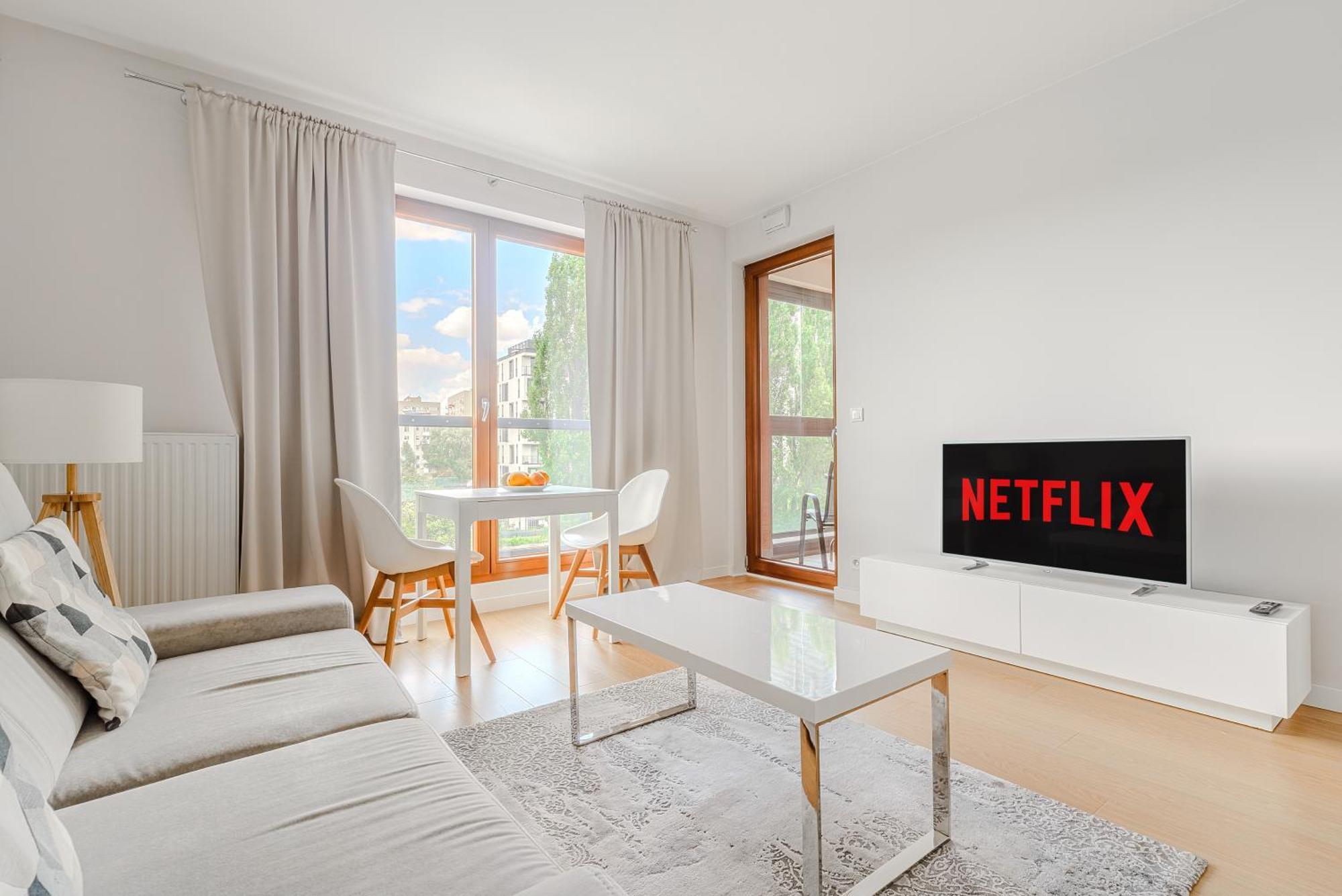 Cozy Family Apartments With Balcony Near Zlote Tarasy Warsawa Bagian luar foto