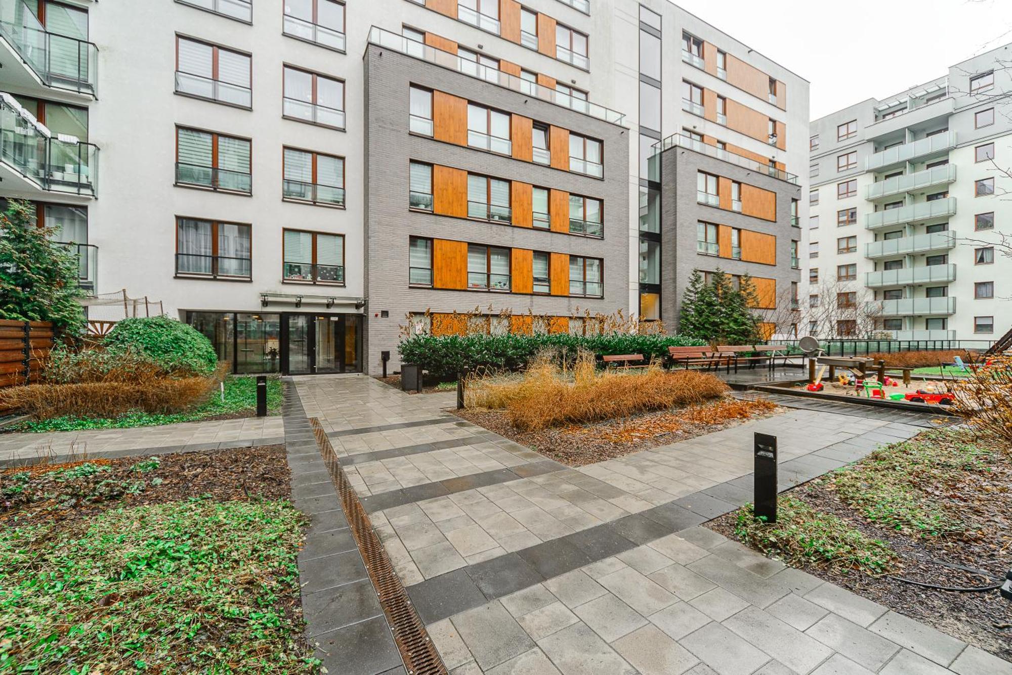 Cozy Family Apartments With Balcony Near Zlote Tarasy Warsawa Ruang foto