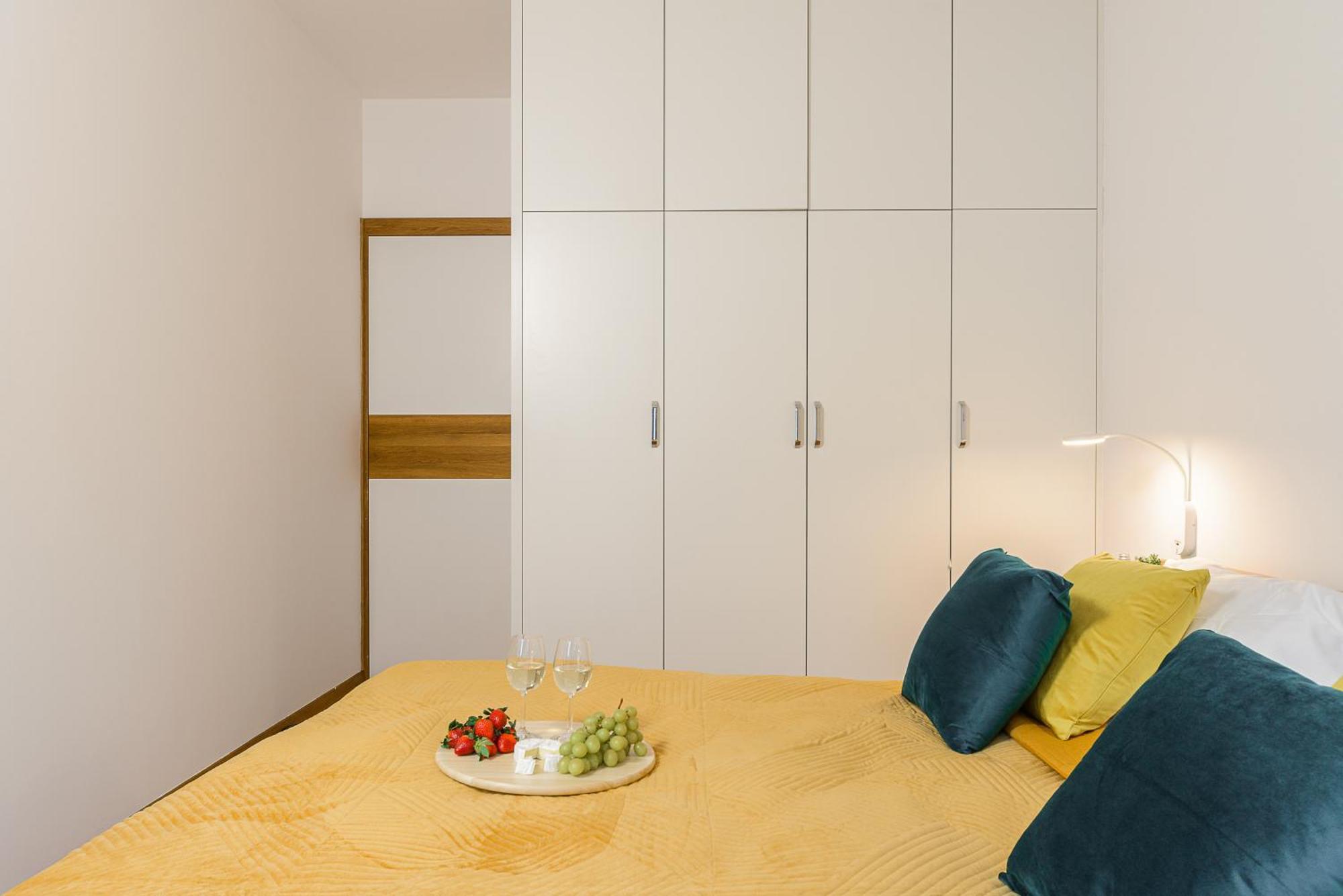 Cozy Family Apartments With Balcony Near Zlote Tarasy Warsawa Ruang foto
