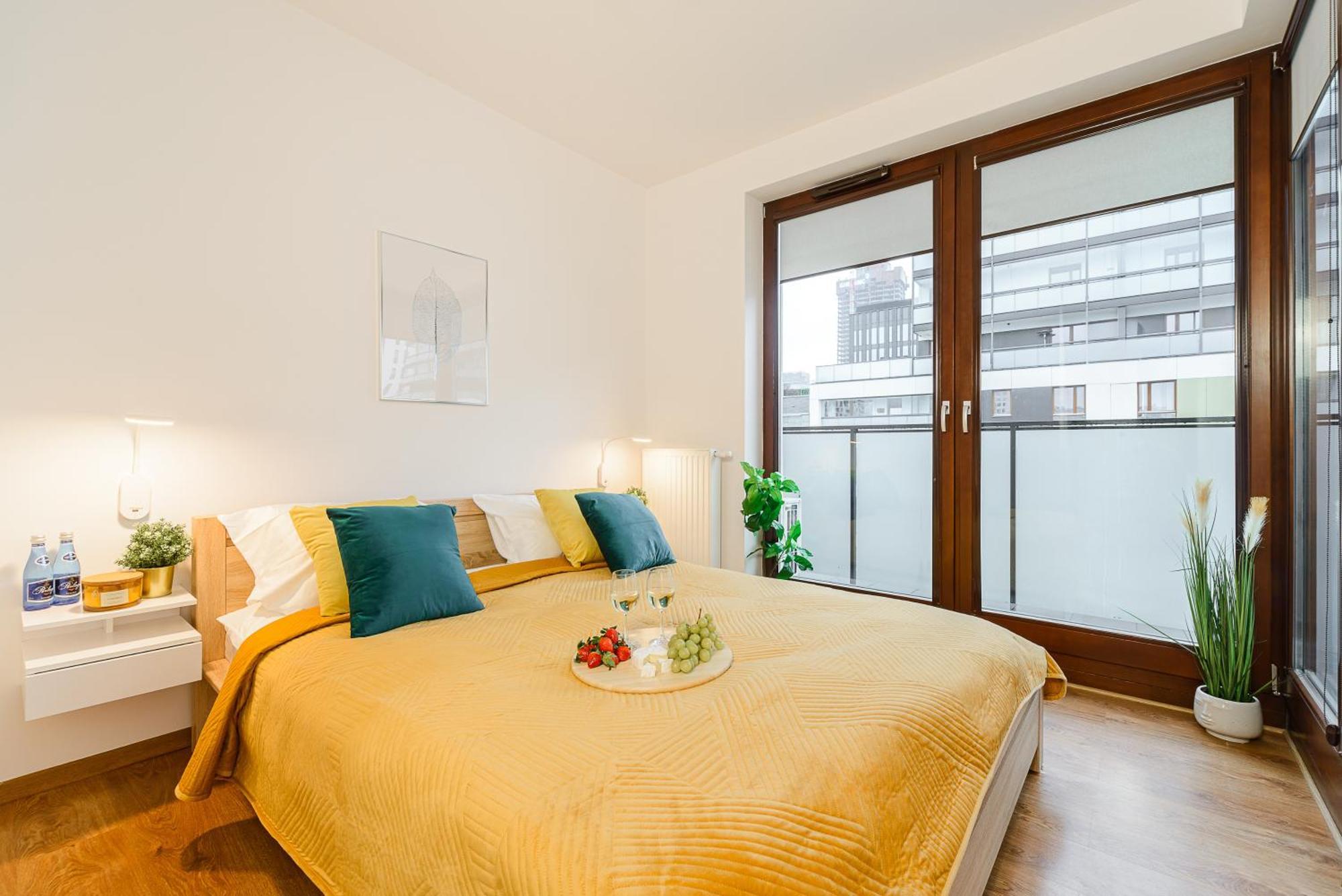 Cozy Family Apartments With Balcony Near Zlote Tarasy Warsawa Ruang foto